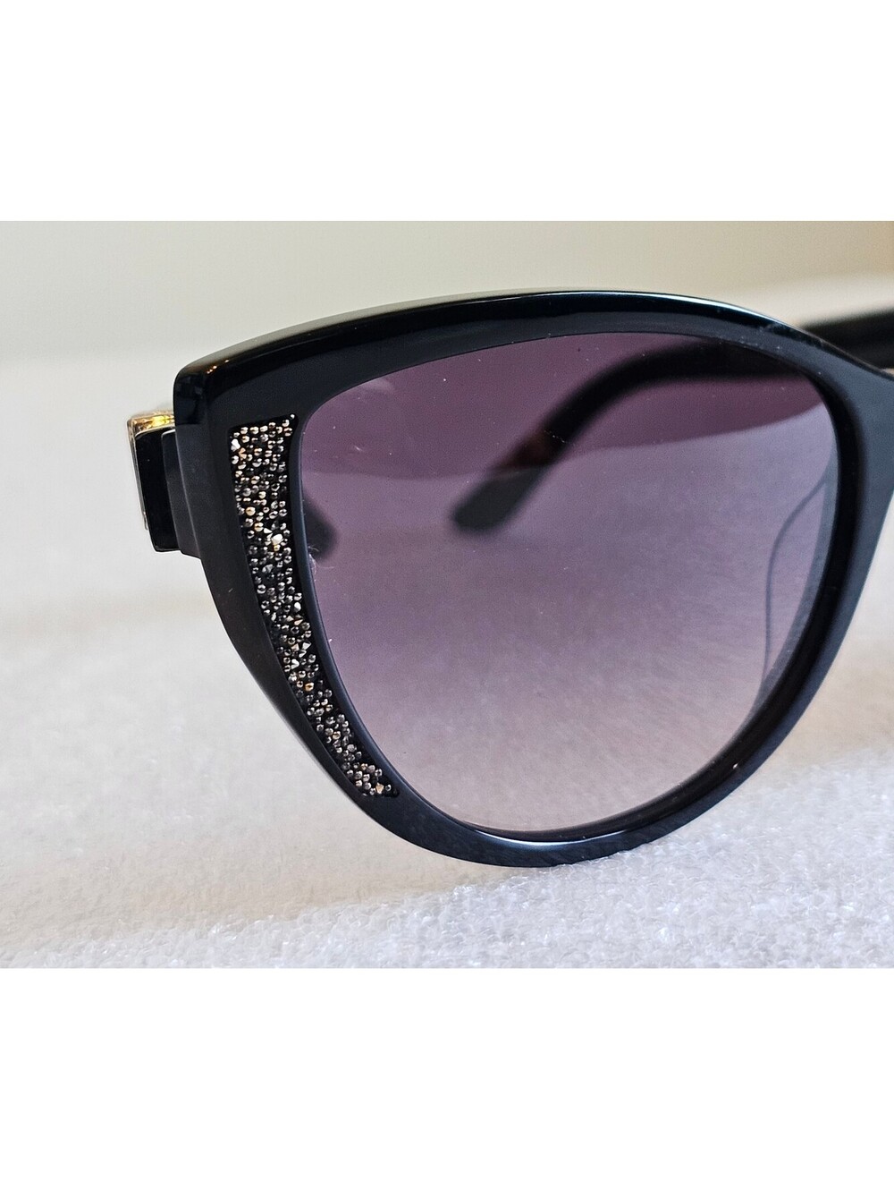 Marciano Cat Eye Sunglasses - GM00011 - Crystal Accents - Picture 3 of 7